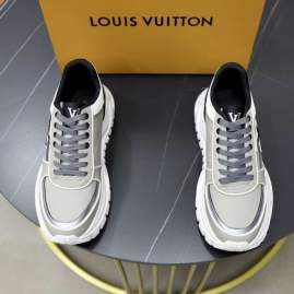 Picture of Louis Vuitton Shoes _SKULVsz39-44hnq122117584
